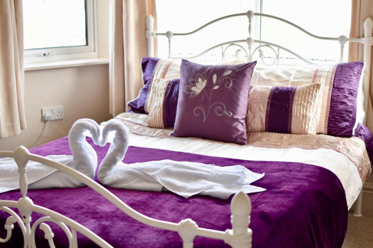 Witchingham B&B هوليهيد المظهر الخارجي الصورة